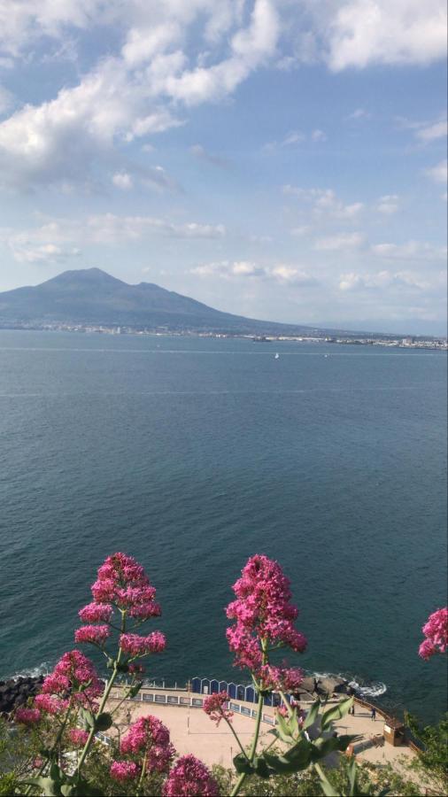 Le Mirage Residence Castellammare di Stabia Exteriör bild